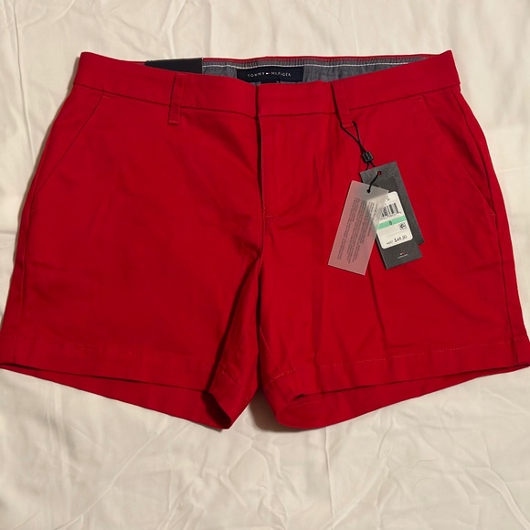 Tommy Hilfiger shorts - Picture 1 of 2